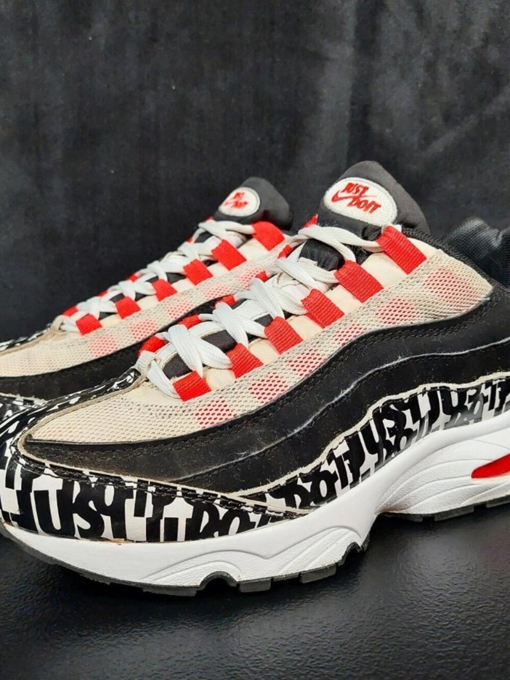 Nike Air Max 95 'Just Do It' Print Black Infrared GS. Sz 6Y Fits Women's 7.5